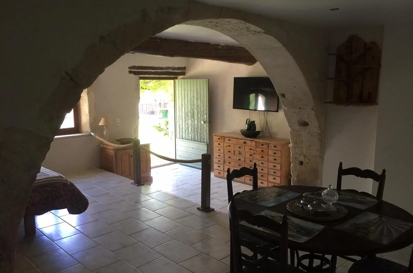 Mas Le Devenson Hotel Mouries 0*,  France